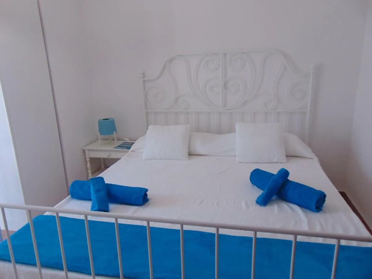 Appartamenti In Villa Nicanda Porto Columbu - Perd'E Sali Apartmán